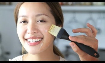 1 Minute DIY : Olive Oil + Honey Mask