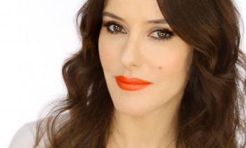 Keira Knightley Red Carpet Look – How to Wear an Orange Lip