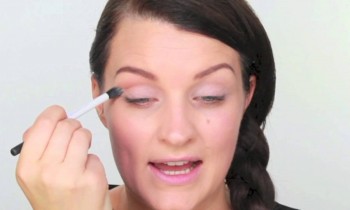 Big Eyes Makeup Tutorial Inspired by Zooey Deshanel