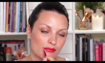 Lip Color & Blur Tutorial | Real Techniques