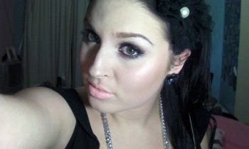 Get Ready With Me; A Friends 21st ♡