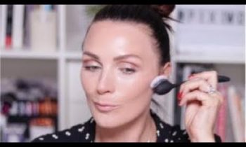 Blend + Blur Contour Brush | Real Techniques