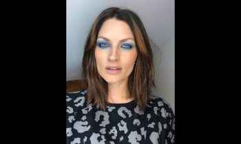 Retro Gradient Blue Eye Makeup Tutorial | Real Techniques