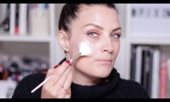 Brush Crush Volume 1 | 304 Fan Brush | Real Techniques