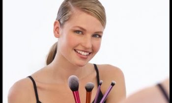 How to Bronzer and Blush for Makeup Beginners | Real Techniques